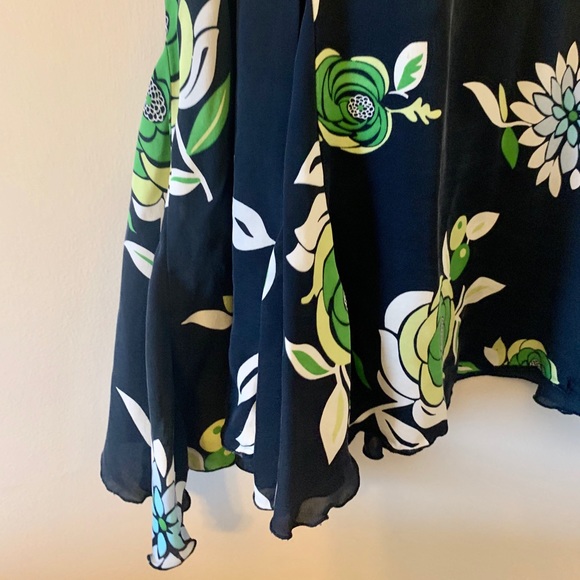 Nygard Collection Dresses & Skirts - 100% Silk / Floral / Skirt / Asymmetrical Hem